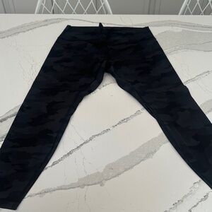Lululemon Black Align Camouflage Leggings 14